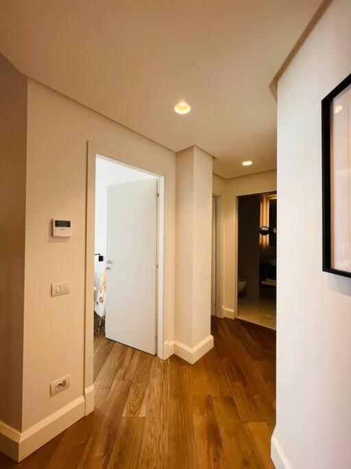 Piazza Affari Apartment - City Center Milánó Kültér fotó